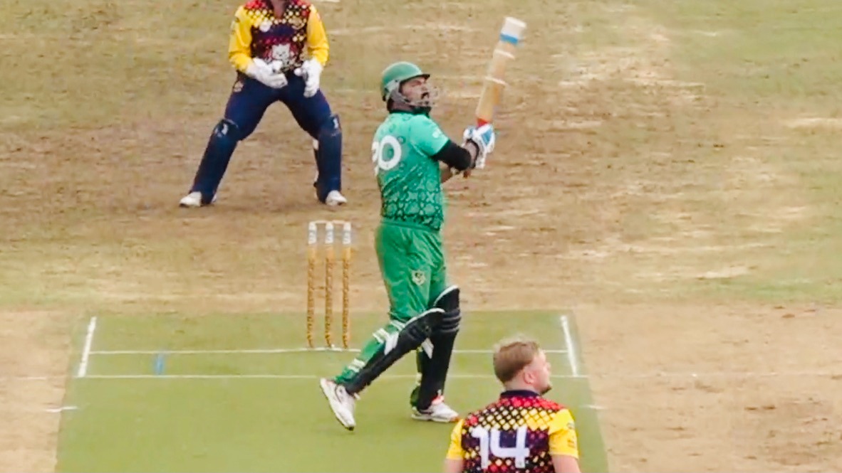 666666! Babar finishes it off in style