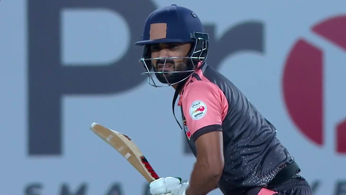 66666! Asif Khan lights up Oman D10