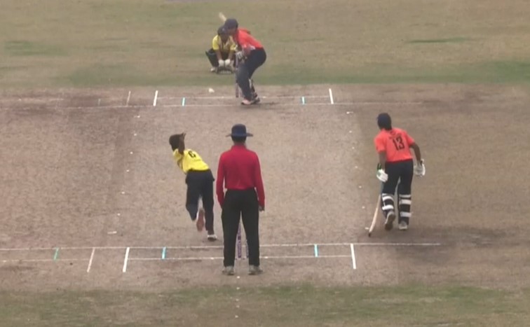 Narah's 3-fer helps DD-W win by 13 runs