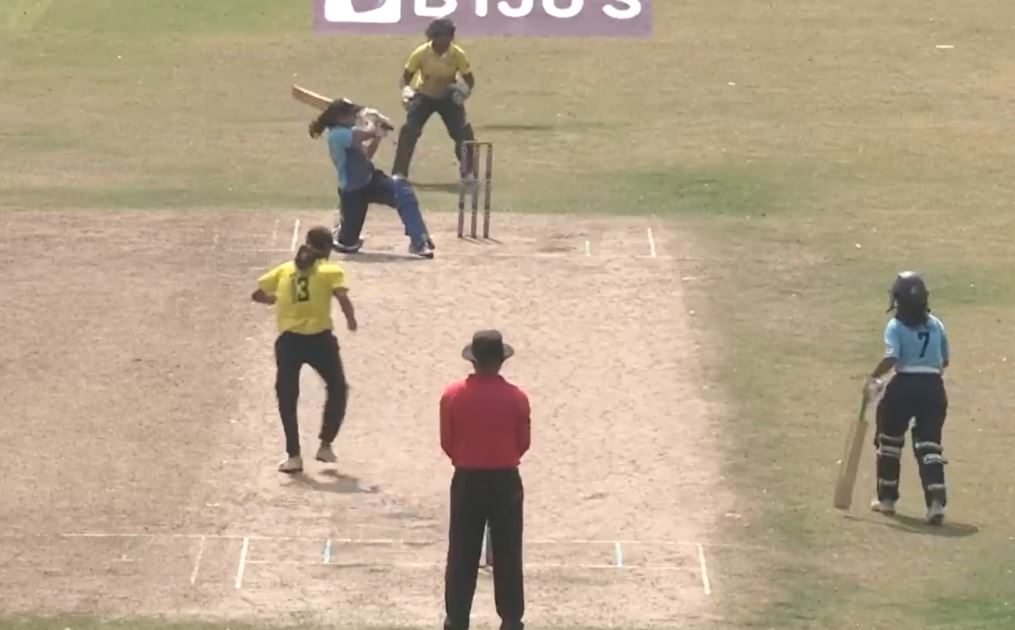 Kalpana Chautal shines as DT-W seal a 4-wicket win