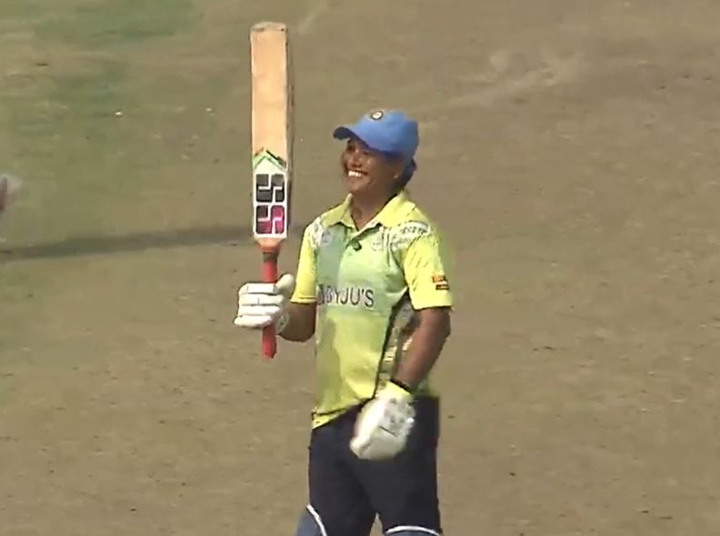 Monika Das' blazing 101* takes dominant DV-W home