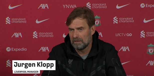 Klopp expects a tough fight against Man Utd