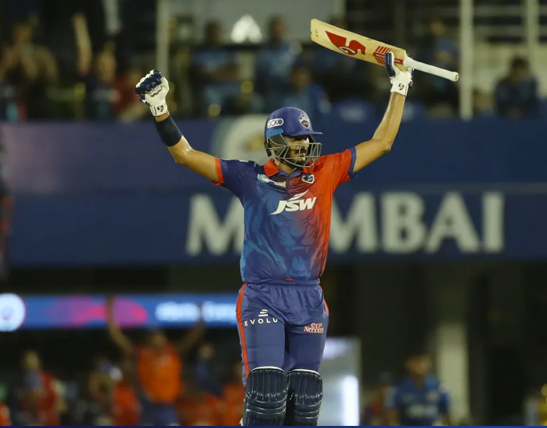 Avoid Axar Patel in your fantasy team vs MI