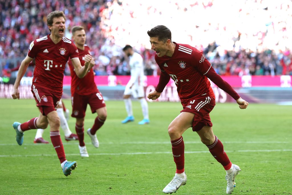 Bayern Munich 1-0 FC Augsburg - Highlights