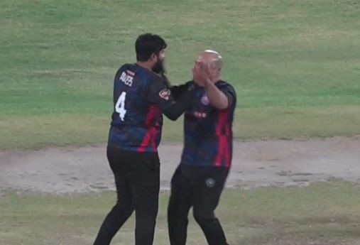 Anees' 2/4 stars in Legends CC's 9-wicket win