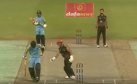 Mustafa shines as FM cruise to a 6-wicket win