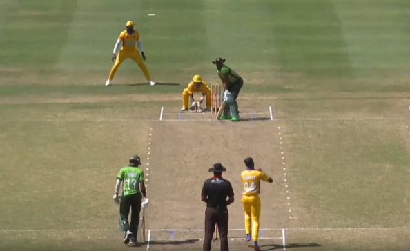 Cottoy shines as Warriors beat Strikers by 14 runs