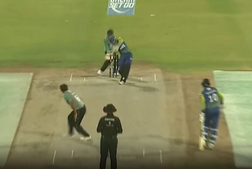 Rahman shines in Stars' six-wicket win