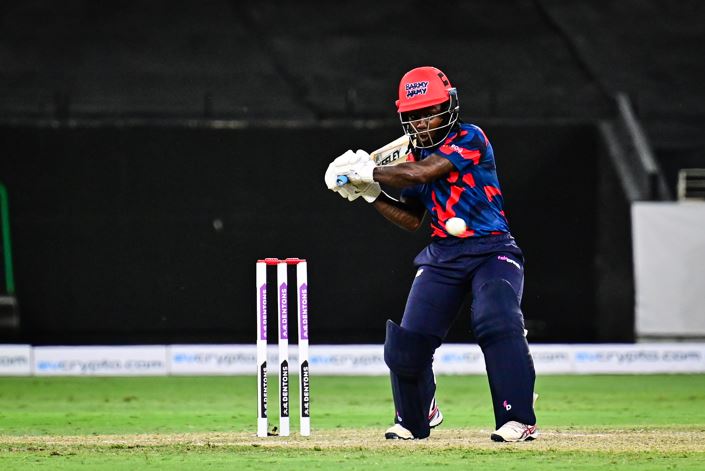 Deandra Dottin's swashbuckling knock of 56* (40)