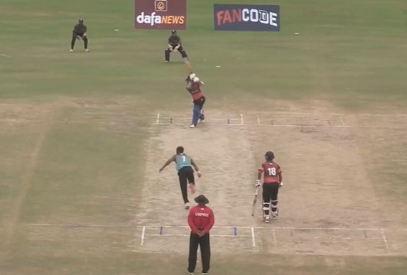 120 off 52 balls! Azharuddeen blasts Ernakulam CC