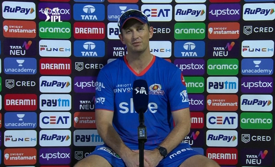 Shane Bond praises Daniel Sams after win over CSK