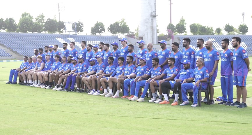 MI Daily: Paltan in cheerful mood ahead of team photoshoot