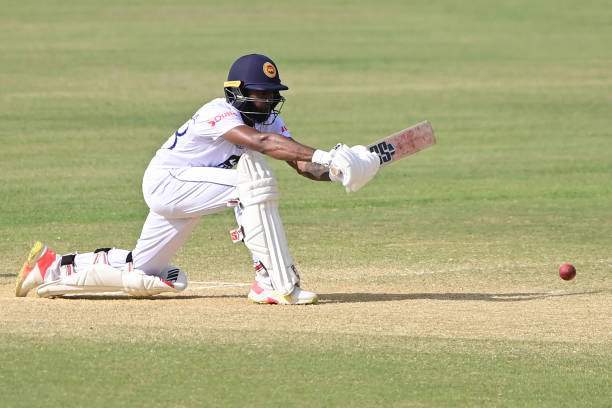 Dickwella, Chandimal help Sri Lanka draw 1st Test