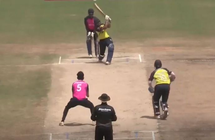 Ratnaparkhe stars as Warriors beat Titans by 7 wickets