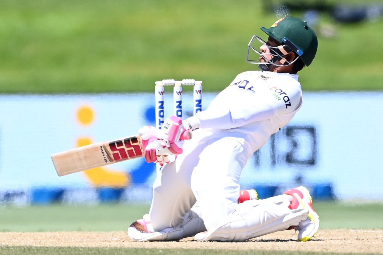 Must Watch! Six BAN batters perish for a duck