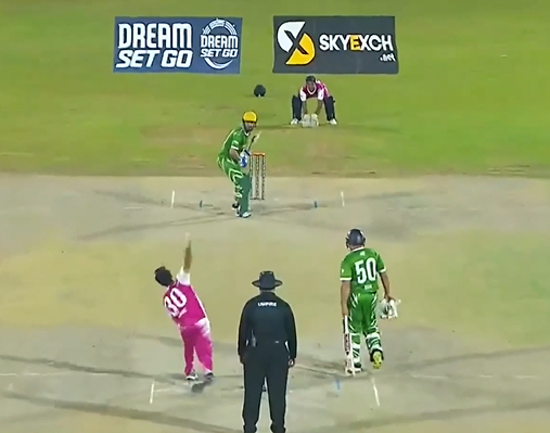 Naik's 53 leads Abu Dhabi to victory by 49 runs