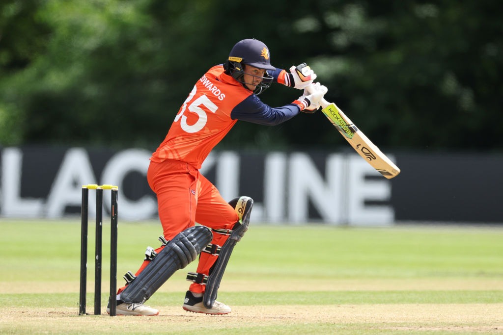 Scott Edwards' gritty 78 helps Netherlands reach 235/7