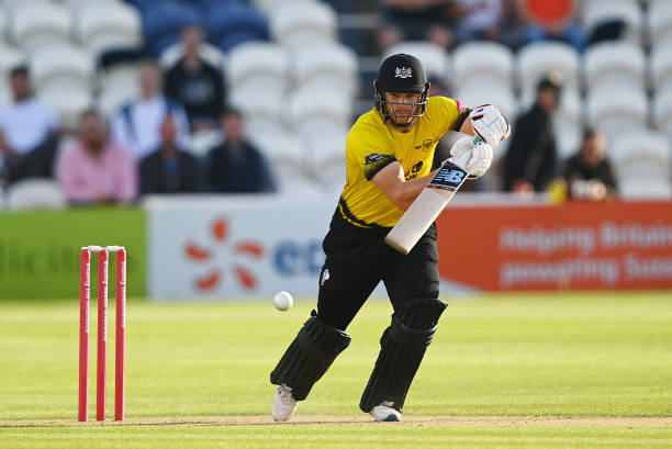 Glenn Phillips stars with 50* in Gloucestershire's victory