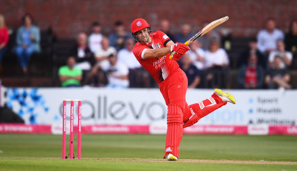 Livingstone's fiery 75 off 40 powers Lancashire to a mammoth 219/6