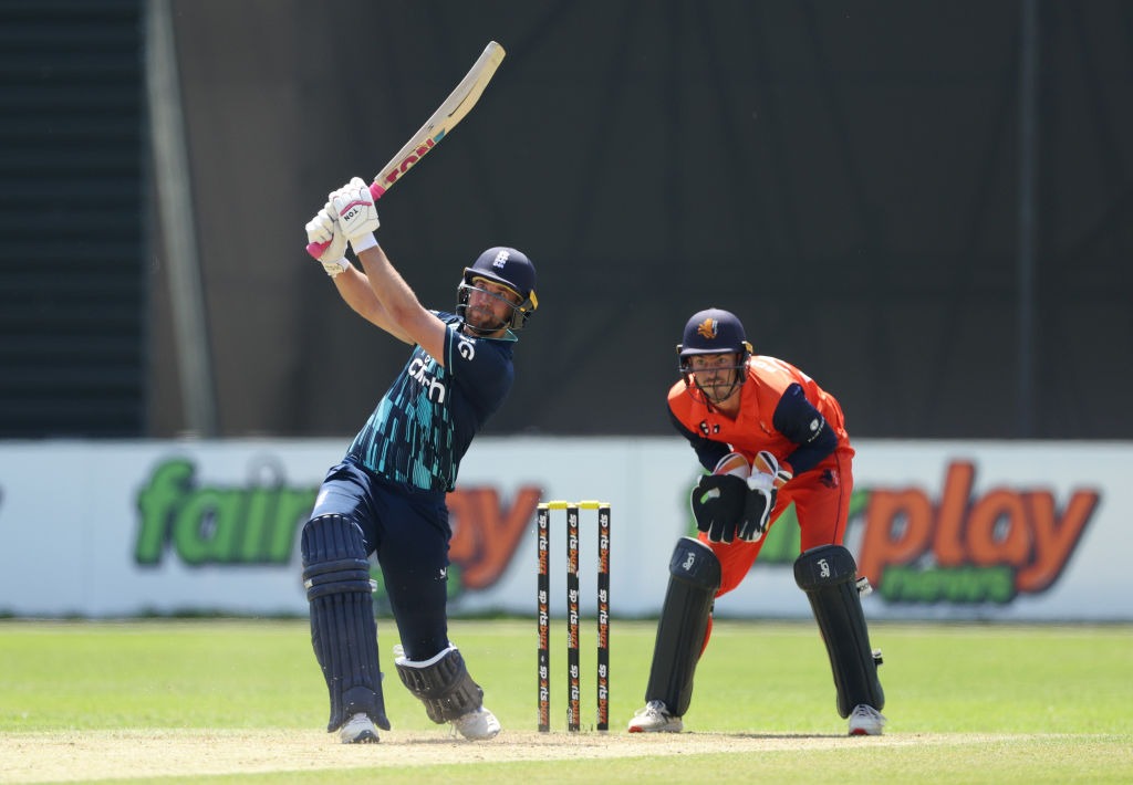 125 off 109! Dawid Malan's sizzling ton drives ENG