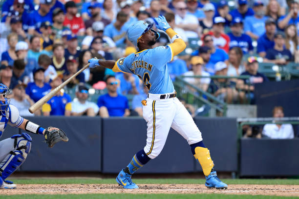 MLB: Milwaukee Brewers v Toronto Blue Jays - Highlights