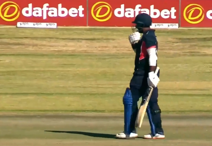 57 with 5 fours and 3 sixes! Singh dismantles JER