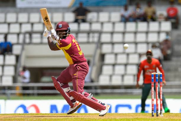 Mayers blazes rapid 55 off 38