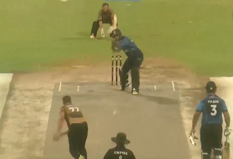 164 with 12 Sixes! Asif Khan's blistering knock in Bukhatir T20 Final