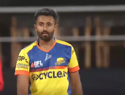 Gopal spins the web with a 3/19 to dismiss the BB top order