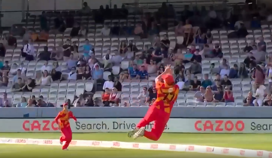 AIRBORNE! Devine pulls off a great catch!