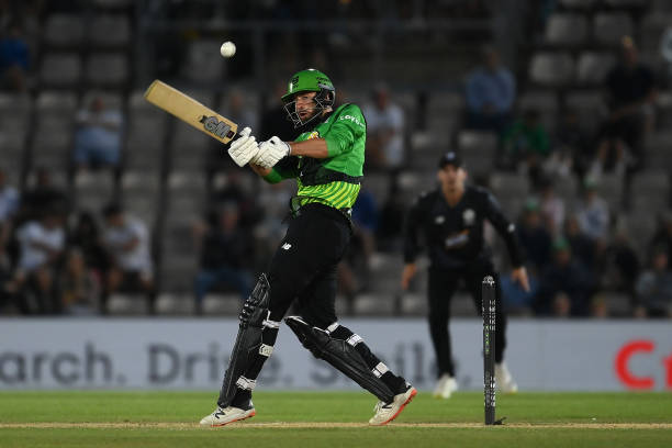 Match 18, 2nd Inns: All sixes