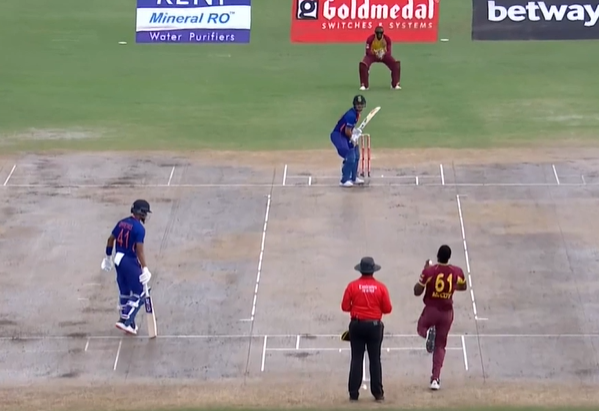 All fours – 5th T20I, 1st innings