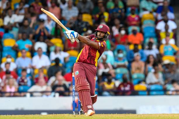 4 Fours, 9 Sixes! Pooran's destructive knock of 91