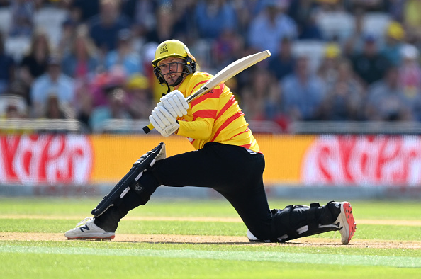 67 off 37! Munro lights it up for the men in yellow