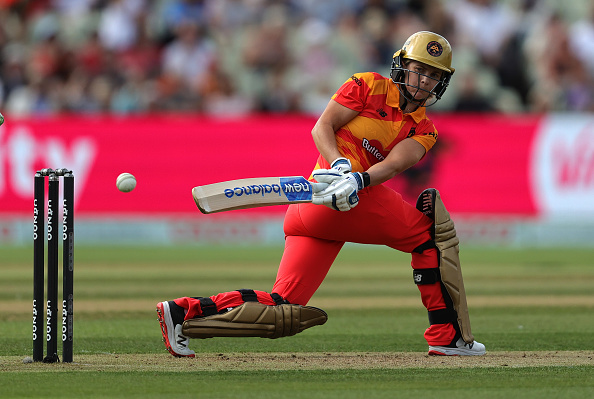 Match 11, 1st Inns: All sixes