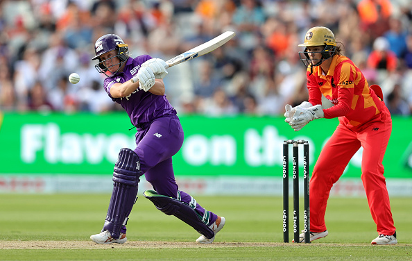 Healy's 46 off 28 falls short of winning runs for the Superchargers