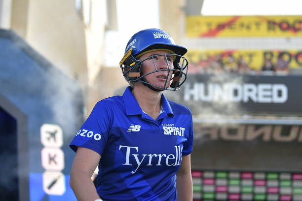 Beth Mooney's swashbuckling knock of 61*