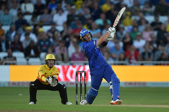 Match 20, 1st Inns: All sixes