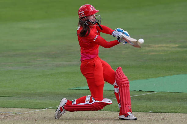 Match 16, 1st Inns: All sixes