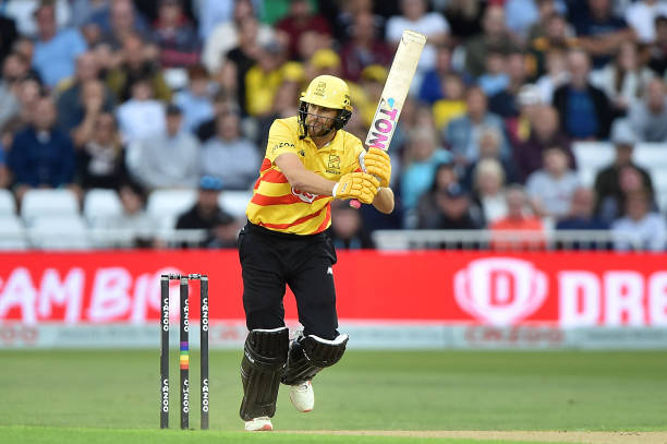 3 Fours, 3 Sixes! Dawid Malan's valiant knock of 58