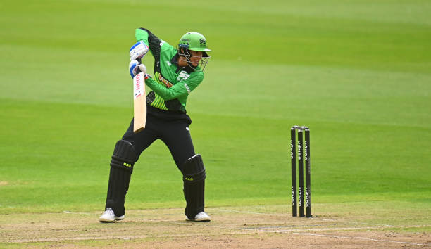 9 Fours, 2 Sixes! Mandhana's electrifying knock of 57*