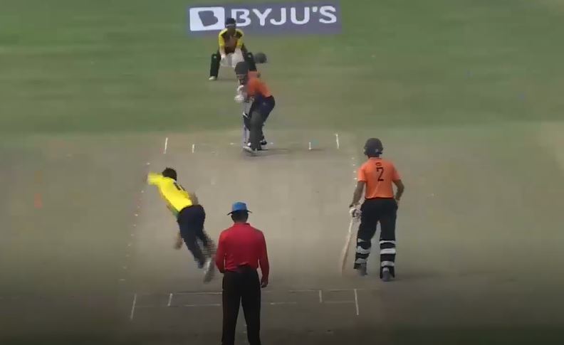 9 Fours, 3 Sixes! Das' electrifying knock of 66