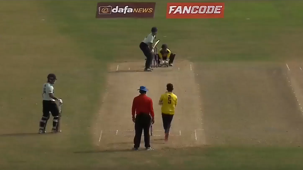 R Hazarika hits a crucial knock of 56 off 35!