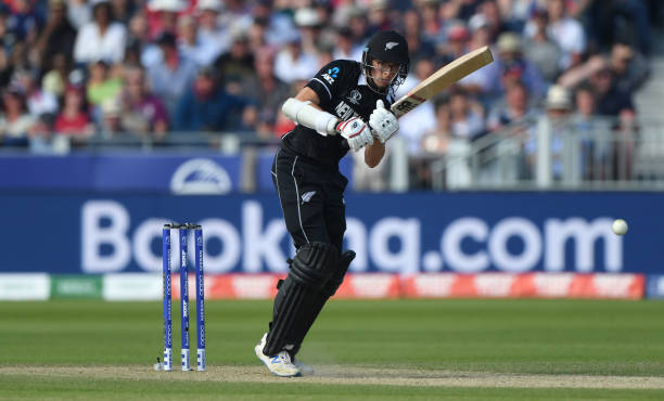Santner's blazing 77 helps NZ pull off a comfortable win