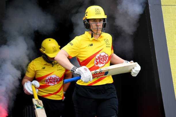 Villani's 33 off 25 helps Rockets gain a good start