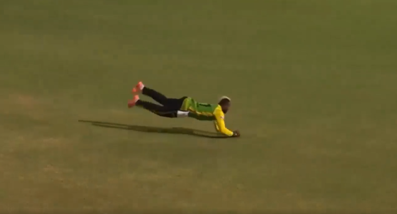 SCREAMER! Fabian Allen pulls off a stupendous catch