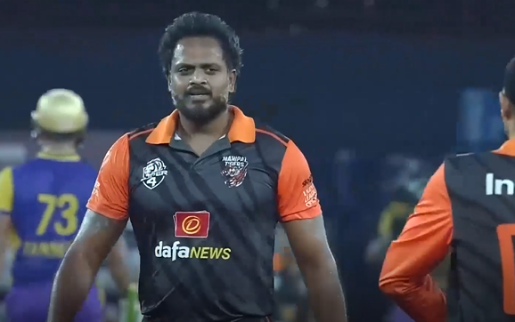 Dilhara Fernando's 4-fer guides Manipal Tigers home