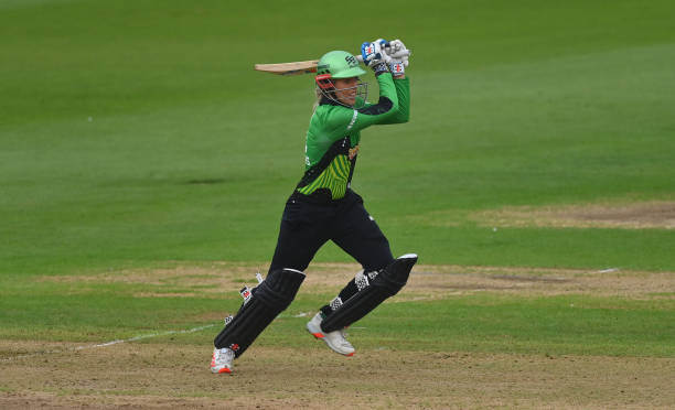 Eliminator, 1st Inns: All sixes