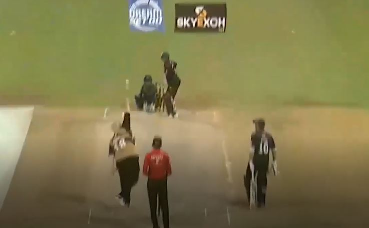 5 Fours, 2 Sixes! Harsh Desai plays a brilliant knock of 56