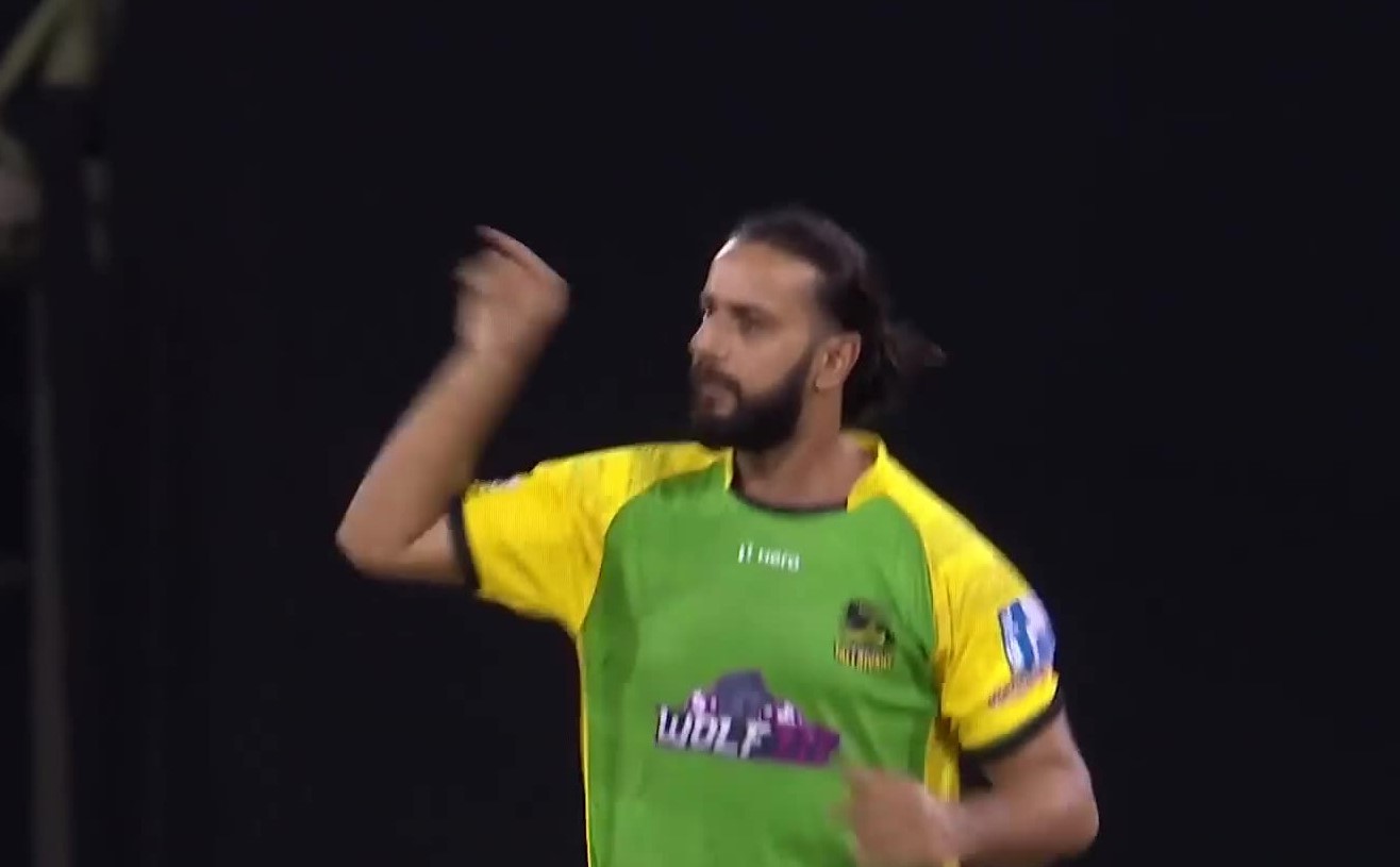 Wasim lights it up for Jamaica with his attacking cameo of 41*
